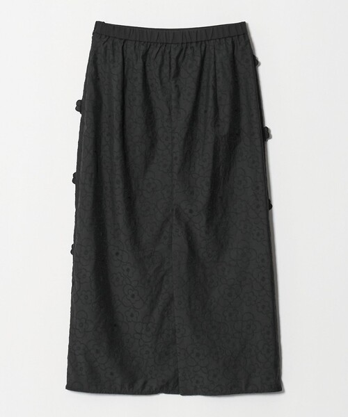 UNITED ARROWS(ユナイテッドアローズ)の「3Dフラワー タイトスカート ‐ウォッシャブル‐(スカート・レディース・ホワイト/ブラック・38/36)」の13枚目の写真