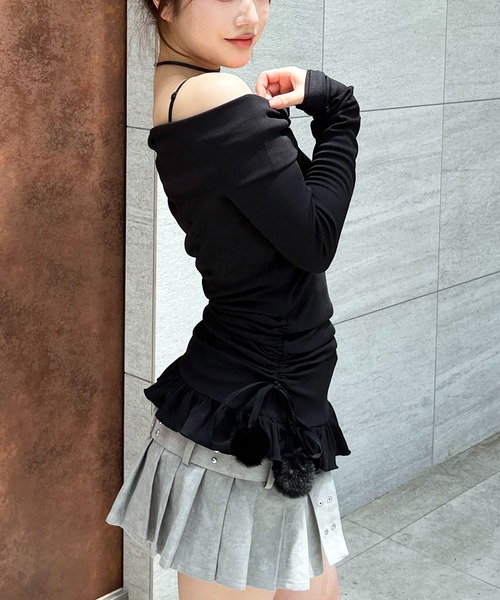 SPIRALGIRL(スパイラルガール)の「オフショルチュニックギャザートップス(Tシャツ/カットソー・レディース・グレー/ブラック・FREE)」の6枚目の写真