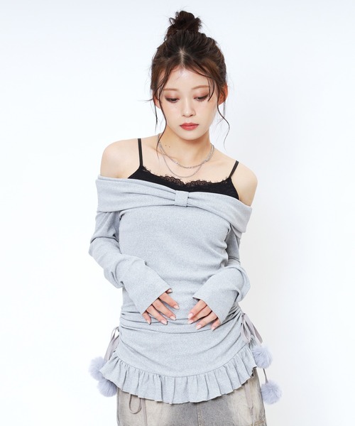 SPIRALGIRL(スパイラルガール)の「オフショルチュニックギャザートップス(Tシャツ/カットソー・レディース・グレー/ブラック・FREE)」の17枚目の写真