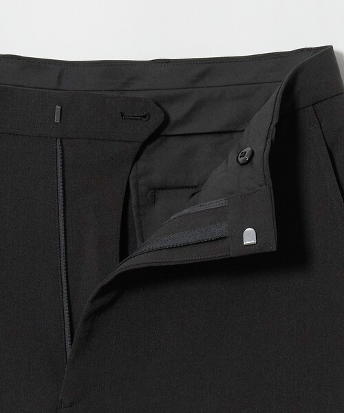 green label relaxing(グリーンレーベルリラクシング)の「ダブルクロス ワイド ストレート パンツ W5 -2WAYストレッチ-(スラックス・メンズ・ダークグレー/ブラック・XL/L/M/S)」の13枚目の写真