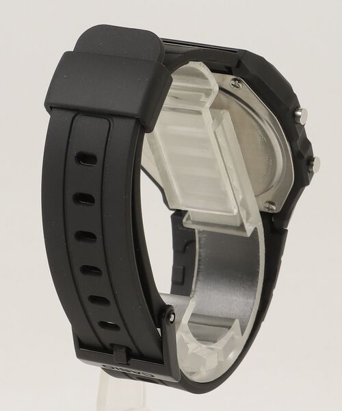 CASIO（カシオ）の「CASIO/F-B100W-1AJF（アナログ腕時計・メンズ・ブラック・FREE）」の2枚目の写真