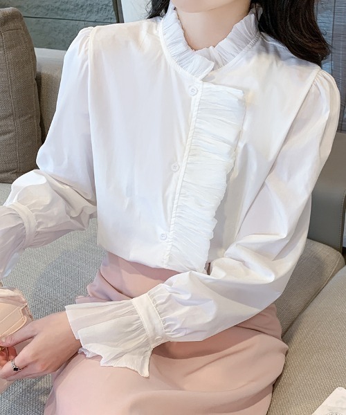 AMAJI(アマジ)の「切替 ロングスリーブ 白シャツ(シャツ/ブラウス・レディース・ホワイト・SMALL/MEDIUM/LARGE/X-LARGE)」の2枚目の写真