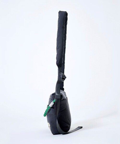 COBMASTER(コブマスター)の「【COBMASTER/コブマスター】PADDED BUDDY SHOULDER(ショルダーバッグ・メンズ・ネイビー/グリーン/ライトグレー/ブラック・FREE)」の9枚目の写真