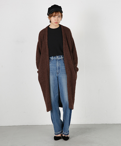 MOUSSY（マウジー）の「FLUFFY KNIT CD（カーディガン/ボレロ・レディース・オフホワイト/ブラック/ダークブラウン・FREE）」の3枚目の写真