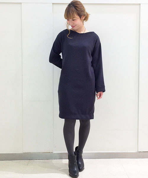 laboratory work(ラボラトリーワーク)の「サカリバ前後2WAYワンピース(ワンピース・レディース・オフホワイト/ベージュ/ネイビー・MEDIUM)」の1枚目の写真