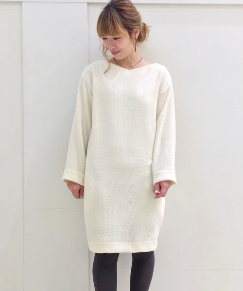 laboratory work(ラボラトリーワーク)の「サカリバ前後2WAYワンピース(ワンピース・レディース・オフホワイト/ベージュ/ネイビー・MEDIUM)」の2枚目の写真