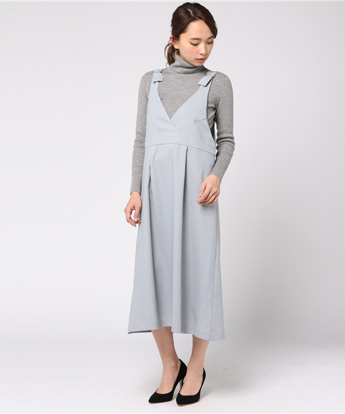 archives（アルシーヴ）の「サテンエプロン ワンピース（ワンピース・レディース・グレー/アイボリー/ブラック・MEDIUM）」の11枚目の写真