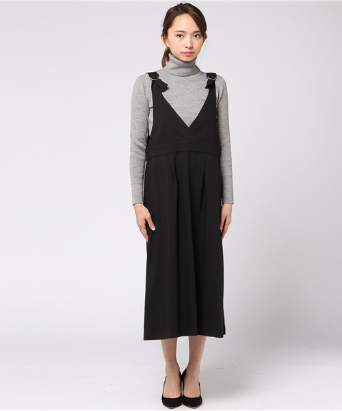 archives（アルシーヴ）の「サテンエプロン ワンピース（ワンピース・レディース・グレー/アイボリー/ブラック・MEDIUM）」の4枚目の写真