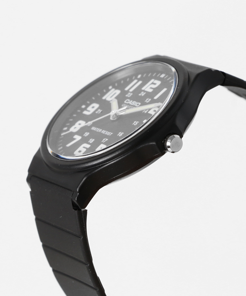 CASIO(カシオ)の「CASIO カシオ/ クォーツ ラバーベルト アナログ ラウンドフェイス腕時計 日常生活防水 //// MQラウンドシリーズ(アナログ腕時計・レディース・ブラック系その他/ブラック×ホワイト/ブラック×ブルー・FREE)」の11枚目の写真