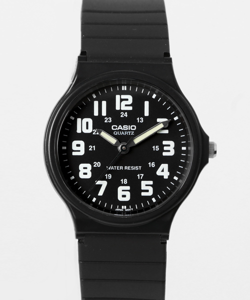 CASIO(カシオ)の「CASIO カシオ/ クォーツ ラバーベルト アナログ ラウンドフェイス腕時計 日常生活防水 //// MQラウンドシリーズ(アナログ腕時計・レディース・ブラック系その他/ブラック×ホワイト/ブラック×ブルー・FREE)」の8枚目の写真