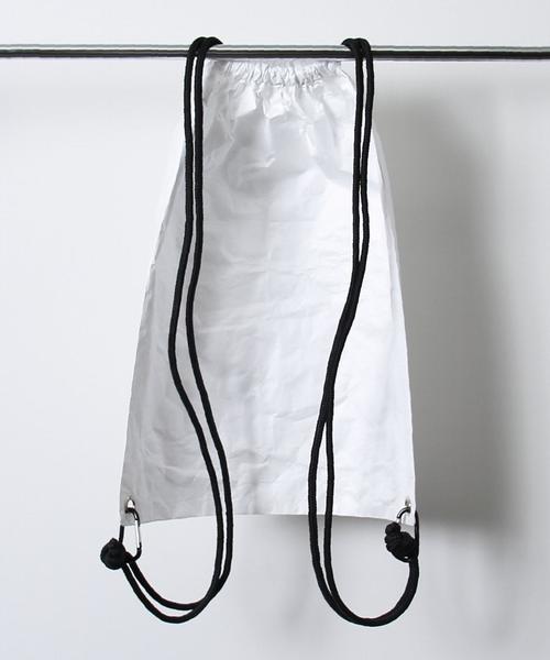 WILD THINGS(ワイルドシングス)の「WILD THINGS(ワイルドシングス)別注タイベックナップザック(バックパック/リュック・メンズ・パープル/ホワイト/ブラック・FREE)」の5枚目の写真