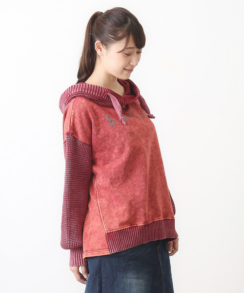 CUBE SUGAR（キューブシュガー）の「裏毛×ニット ビンテージ加工 プルオーバーパーカー（パーカー・レディース・ネイビー/レッド/チャコール・M）」の3枚目の写真