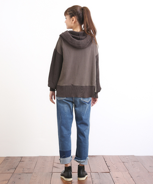 CUBE SUGAR（キューブシュガー）の「裏毛×ニット ビンテージ加工 プルオーバーパーカー（パーカー・レディース・ネイビー/レッド/チャコール・M）」の7枚目の写真