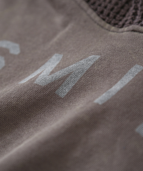 CUBE SUGAR（キューブシュガー）の「裏毛×ニット ビンテージ加工 プルオーバーパーカー（パーカー・レディース・ネイビー/レッド/チャコール・M）」の11枚目の写真