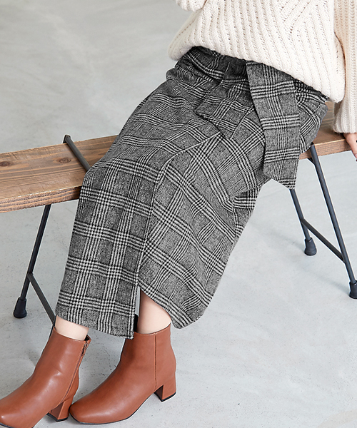 Pierrot（ピエロ）の「チェック柄ラップ風 ロングタイトスカート（スカート・レディース・ブラック/ネイビー/ブラウン・L/M）」の20枚目の写真