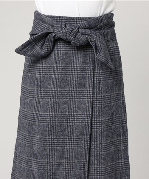 Pierrot（ピエロ）の「チェック柄ラップ風 ロングタイトスカート（スカート・レディース・ブラック/ネイビー/ブラウン・L/M）」の9枚目の写真