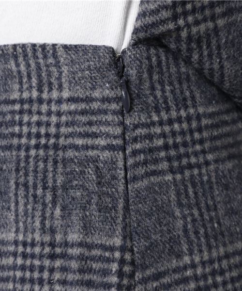 Pierrot（ピエロ）の「チェック柄ラップ風 ロングタイトスカート（スカート・レディース・ブラック/ネイビー/ブラウン・L/M）」の7枚目の写真