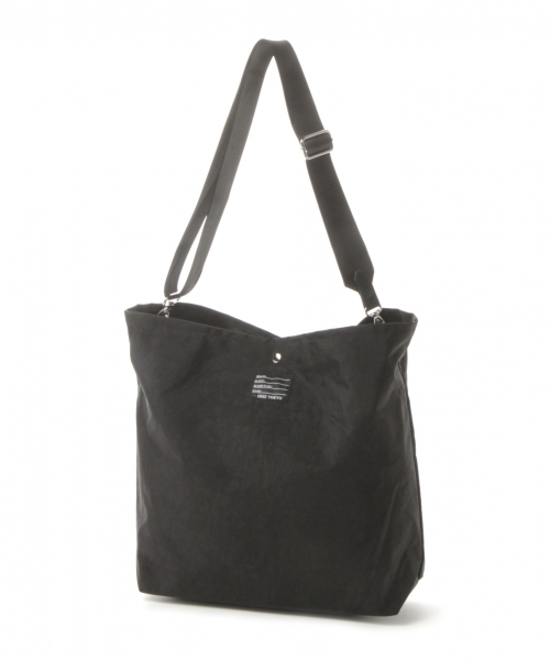 Edie Tokyo（エディートーキョー）の「＜2WAY仕様＞ナイロンショルダー/サコッシュ/782110（ショルダーバッグ・メンズ・オリーブ/ブラック・FREE）」の5枚目の写真