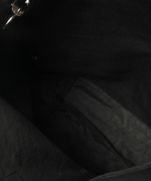 Edie Tokyo（エディートーキョー）の「＜2WAY仕様＞ナイロンショルダー/サコッシュ/782110（ショルダーバッグ・メンズ・オリーブ/ブラック・FREE）」の9枚目の写真