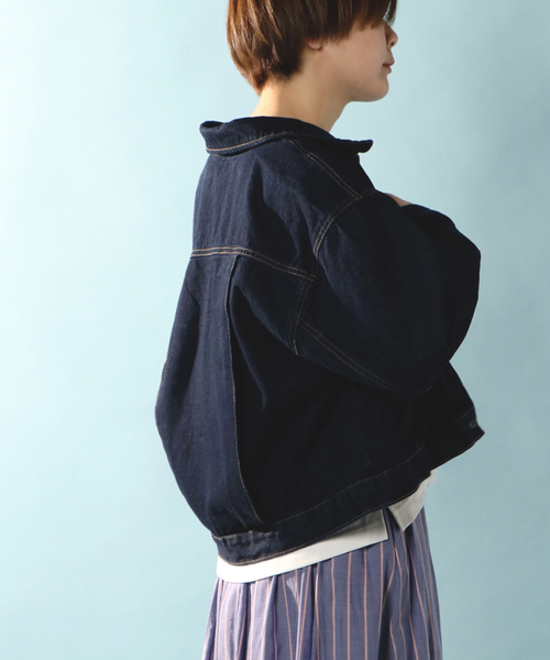 notch.（ノッチ）の「オーバーサイズショート丈Gジャン（デニムジャケット・レディース・スカイブルー/ネイビー/ブルー・M）」の3枚目の写真