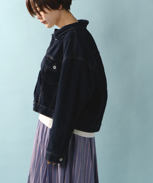 notch.（ノッチ）の「オーバーサイズショート丈Gジャン（デニムジャケット・レディース・スカイブルー/ネイビー/ブルー・M）」の15枚目の写真