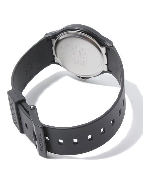 NANO universe（ナノユニバース）の「CASIO スタンダードアナログ ウォッチ（アナログ腕時計・レディース・ブラック/ホワイト・FREE）」の6枚目の写真