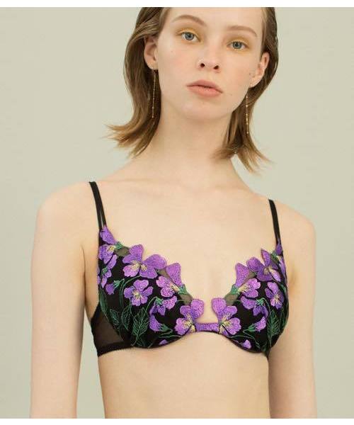 雑誌掲載アイテム バストがまるごと花になる 大人気の