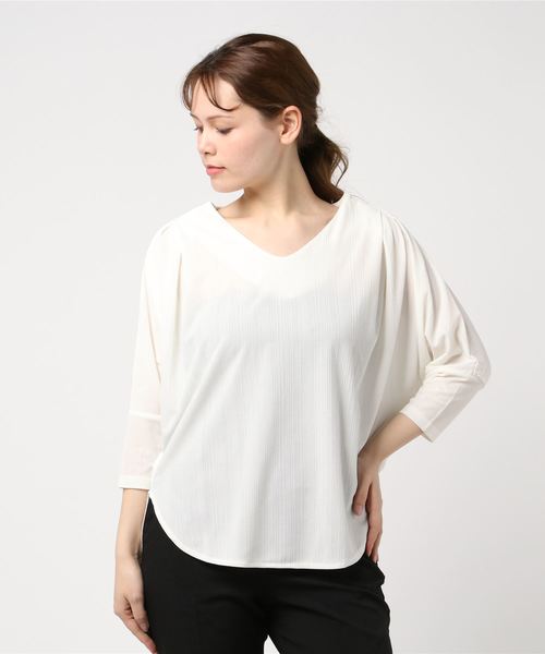 B.I.D.（ビーアイディー）の「BID / Rib地 V-Neck Tee Blouse（シャツ/ブラウス・レディース・ブラック/グレー/オフホワイト/グレイッシュベージュ・FREE）」の7枚目の写真