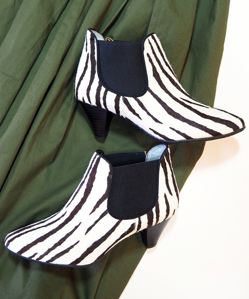 cava cava（サヴァサヴァ）の「〈cava cava（サヴァサヴァ）〉サイドゴアブーツ（ブーツ・レディース・ガンメタ/ゼブラ/ブラック/レオパード・24.5cm/23.5cm/23.0cm/24.0cm/22.5cm）」の3枚目の写真