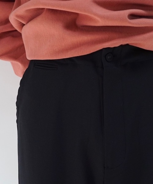 bukht（ブフト）の「「EXCLUSIVE」 bukht WIDE TROUSER（スラックス・メンズ・ブラック/グレー・S/M）」の4枚目の写真
