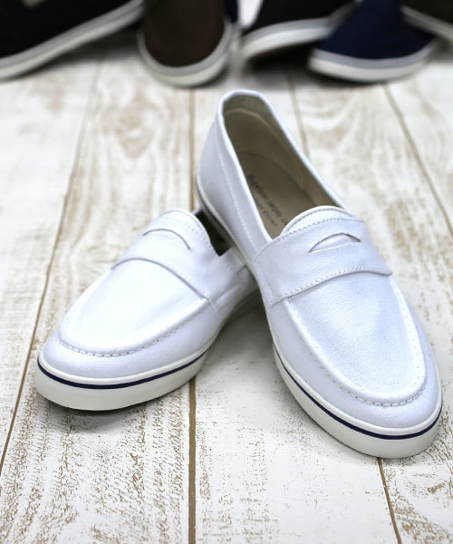 green label relaxing(グリーンレーベルリラクシング)の「GLR CANVAS ローファー ◆(その他シューズ・メンズ・ホワイト/ブラック/ネイビー/ダークブラウン・42/40/41/43)」の2枚目の写真