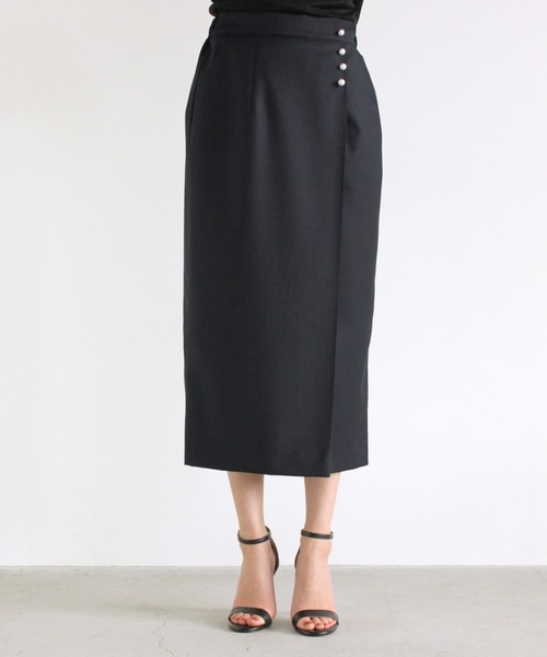 kaene（カエン）の「パールボタン付スカート（スーツスカート・レディース・ベージュ/ネイビー・38/36/34）」の5枚目の写真