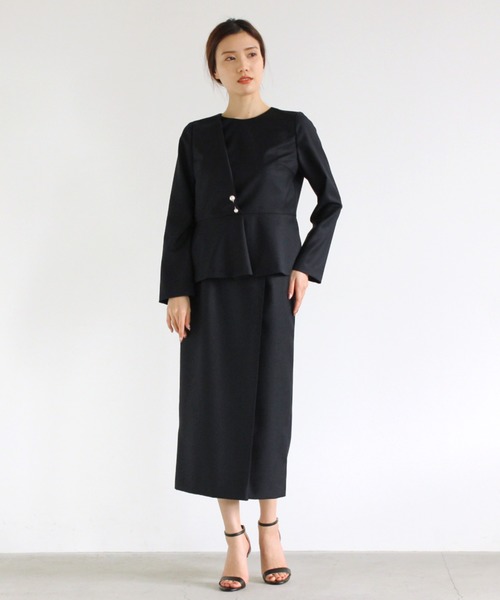 kaene（カエン）の「パールボタン付スカート（スーツスカート・レディース・ベージュ/ネイビー・38/36/34）」の7枚目の写真