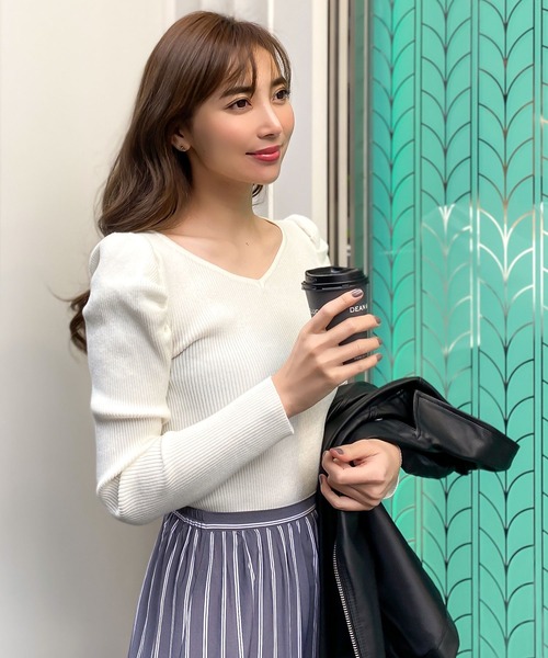 KOBE LETTUCE（コウベレタス）の「選べるリブニットトップス（ニット/セーター・レディース・ベージュ/ピンク系その他/グリーン系その他/ブラック/パープル系その他/ブラック系その他/パープル系その他2/オフホワイト/グリーン系その他2/ブルー系その他/ホワイト系その他/ブルー系その他2/ベージュ系その他/ピンク系その他2/グリーン/ブラウン/ホワイト系その他2/ブラウン系その他/グリーン系その他3/ピンク/ピンク系その他3/パープル系その他3/パープル系その他4/ブラウン系その他2/ブルー系その他3/ブルー系その他4/ブラック系その他2/ブラウン系その他3/ピンク系その他4/オリーブ/ホワイト系その他3/グリーン系その他4/ブラウン系その他4/ブラック系その他3/ピンク系その他5/ブルー系その他5/ネイビー/ピンク系その他6/ブルー系その他7/ブラウン系その他5/グリーン系その他5/ホワイト系その他4/ブラック系その他4/ブルー系その他6・1/2/3/4/5）」の6枚目の写真