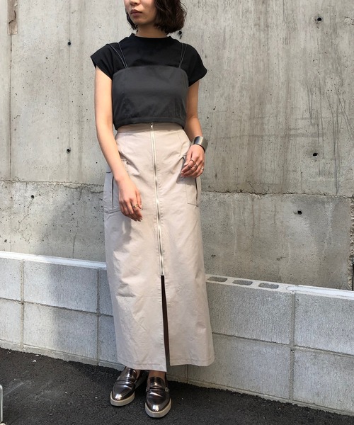 &g'aime（アンジェム）の「【&g'aime】ビスチェセットTシャツ（Tシャツ/カットソー・レディース・グレイッシュベージュ/ブラック/カーキ・FREE）」の4枚目の写真