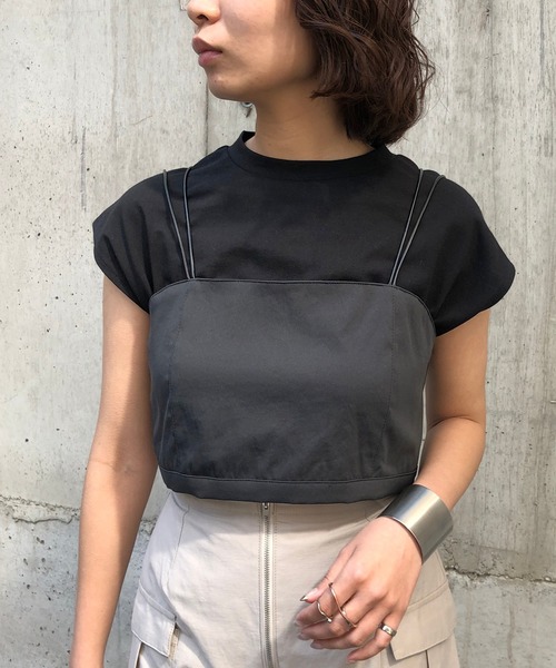 &g'aime（アンジェム）の「【&g'aime】ビスチェセットTシャツ（Tシャツ/カットソー・レディース・グレイッシュベージュ/ブラック/カーキ・FREE）」の5枚目の写真