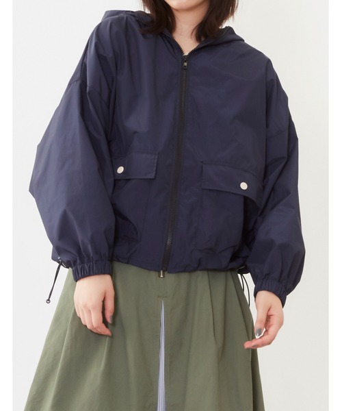 POU DOU DOU（プードゥドゥ）の「フーディブルゾン（ブルゾン・レディース・ベージュ/ネイビー/オレンジ・3）」の4枚目の写真