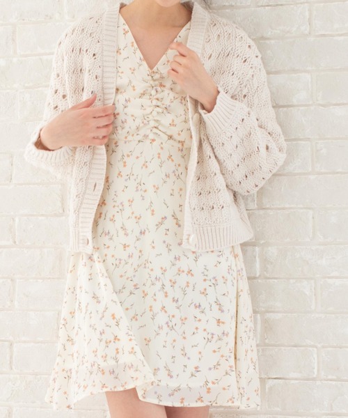 Mysa&Liina（ミーサリーナ）の「フロントシャーリング花柄ミニワンピース（ワンピース・レディース・オフホワイト/ブルー/ブラック・M）」の16枚目の写真