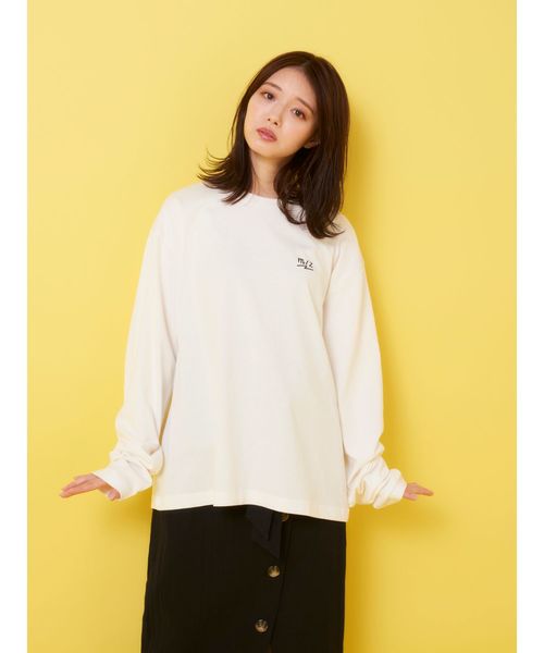Now me. by NYLON JAPAN(ナウミーバイナイロンジャパン)の「【市川美織×オガワ】イラストロンT(Tシャツ/カットソー・レディース・ホワイト/ブラック・FREE)」の13枚目の写真