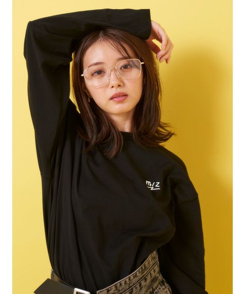Now me. by NYLON JAPAN(ナウミーバイナイロンジャパン)の「【市川美織×オガワ】イラストロンT(Tシャツ/カットソー・レディース・ホワイト/ブラック・FREE)」の5枚目の写真