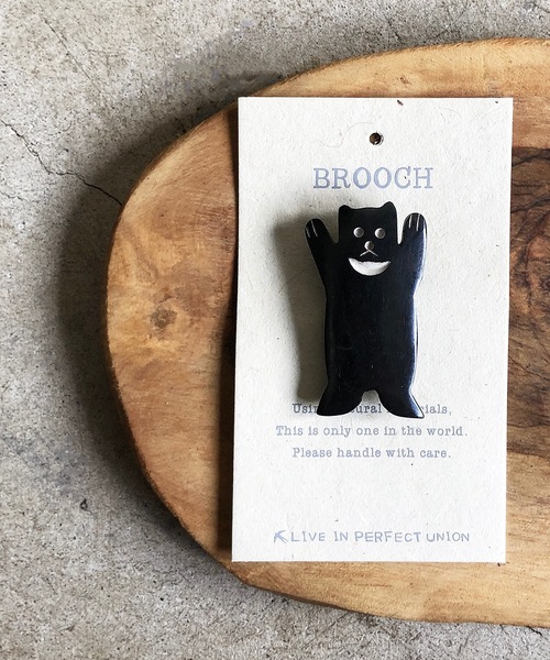COMMON WARE(コモンウェアー)の「PZM:Bone Brooch ボーン ブローチ(ブローチ/コサージュ・レディース・A/B/E/F/G/H/I/J/L/N/P/Q/S/U/V/W/X/Y/Z/D/C/O/M/T/K・FREE)」の20枚目の写真