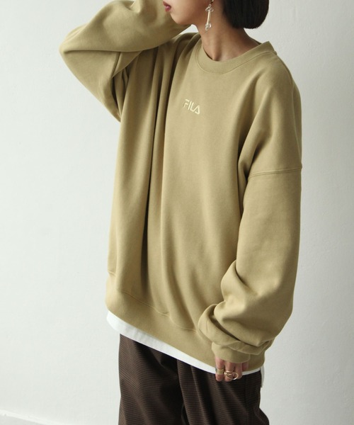 Chillfar（チルファー）の「【ZOZO限定】【別注】【FILA】ロゴ刺繍オーバーサイズスウェット【ユニセックス】（スウェット・レディース・ブルー/ブラウン/ホワイト/ベージュ・LARGE/MEDIUM）」の10枚目の写真