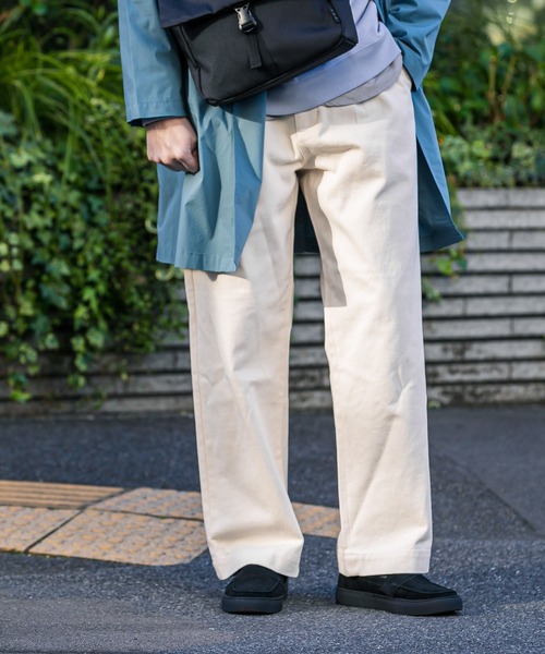 URBAN RESEARCH DOORS（アーバンリサーチドアーズ）の「デニムタックワイドトラウザー（デニムパンツ・メンズ・ネイビー/キナリ・40/38）」の16枚目の写真