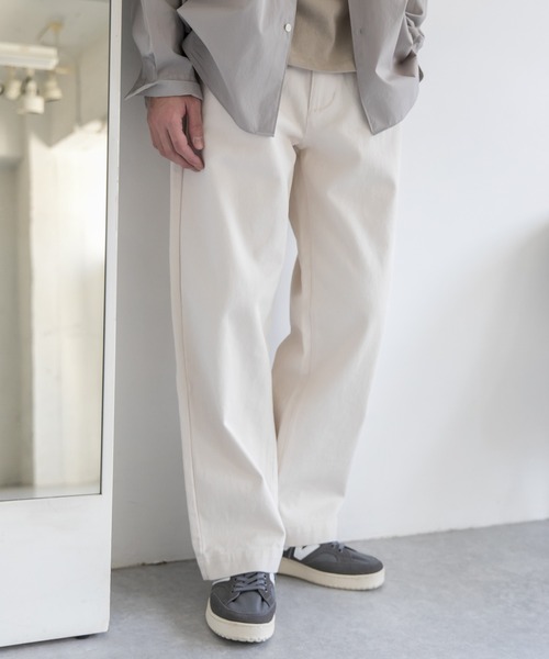 URBAN RESEARCH DOORS（アーバンリサーチドアーズ）の「デニムタックワイドトラウザー（デニムパンツ・メンズ・ネイビー/キナリ・40/38）」の22枚目の写真