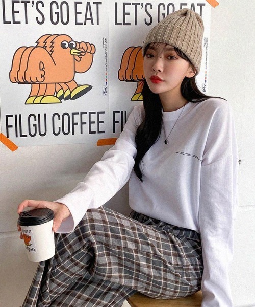 SONA(ソナ)の「SONYUNARA ムーンライトバックプリント長袖Tシャツ(Tシャツ/カットソー・レディース・ブラック/アイボリー/ダークグレー・FREE)」の12枚目の写真
