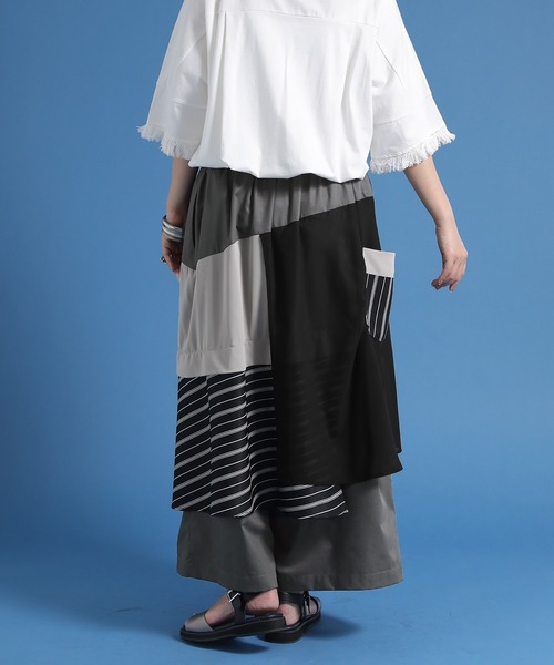 osharewalker（オシャレウォーカー）の「【廃盤】『異素材MIXレイヤード風アシメパンツ』（その他パンツ・レディース・チャコール・FREE）」の5枚目の写真