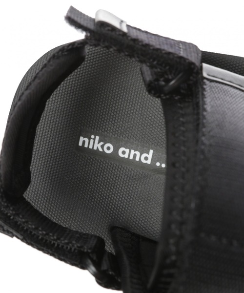 niko and...（ニコアンド）の「オリジナルテープ編みサンダル（サンダル・レディース・ブラック/その他1/グリーン/グレー・LARGE/MEDIUM/SMALL）」の5枚目の写真