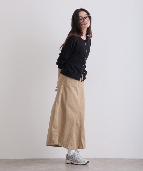 ElegChic(エレグシック)の「ウエストリブ ロング スカート (スカート・レディース・カーキ/ブラック/ベージュ・M/4L/XXL/XL/L)」の4枚目の写真