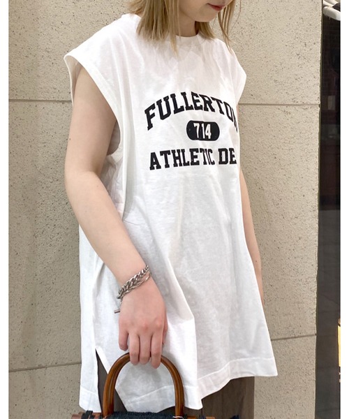 RIVE DROITE（リヴドロワ）の「カレッジロゴタンクカットソー（Tシャツ/カットソー・レディース・オフホワイト/チャコールグレー/ライトベージュ・FREE）」の10枚目の写真