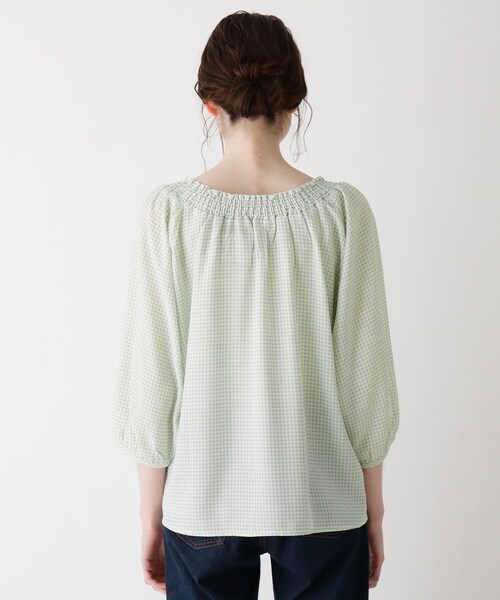 Cutie Blonde（キューティーブロンド）の「◆【S-L】シャーリングギンガムチェックブラウス（シャツ/ブラウス・レディース・ブラック系1/ダークグリーン系1/ベージュ系その他2・03/01/02）」の6枚目の写真